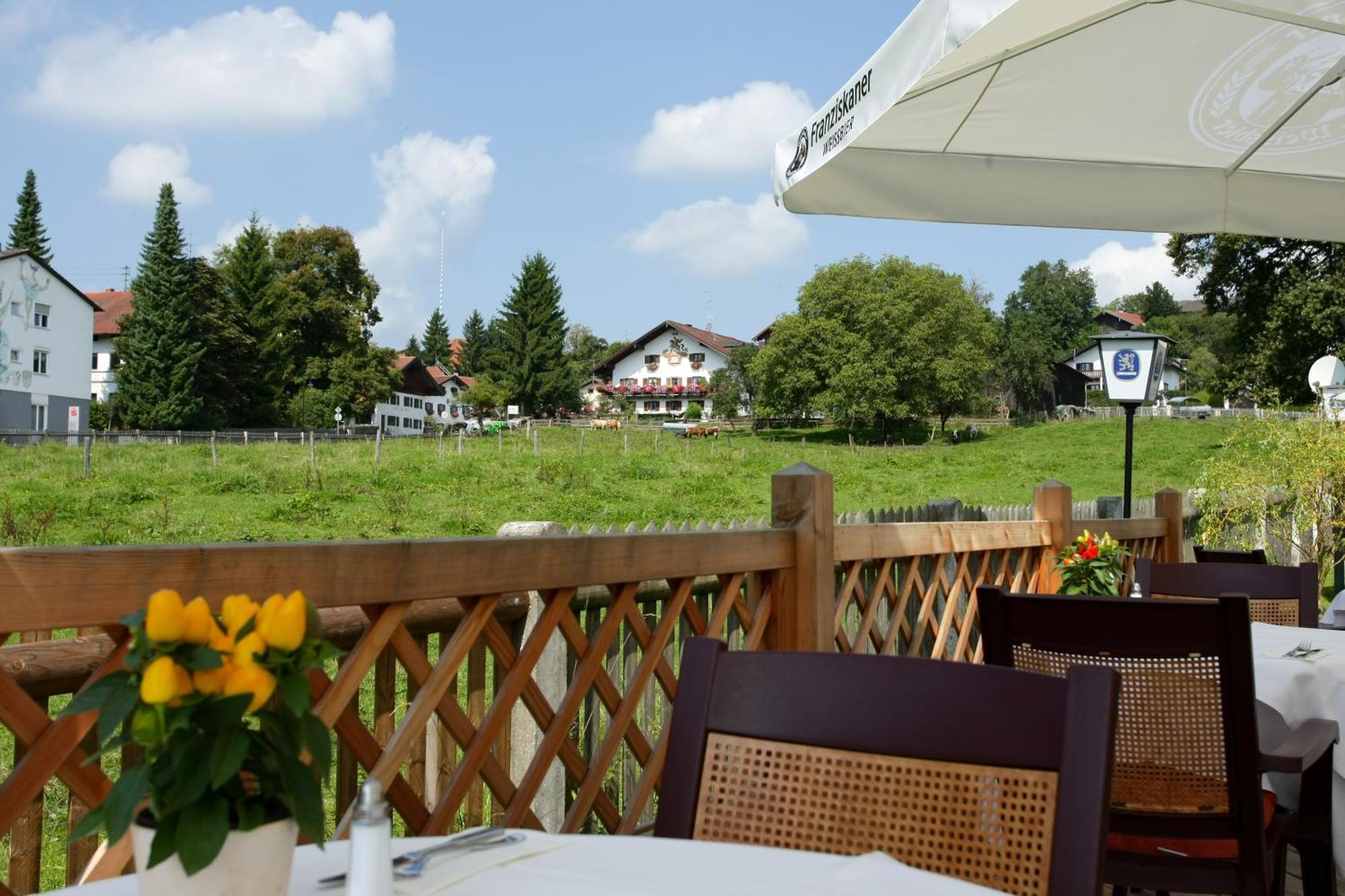 Hotel Schlee Hohenschäftlarn Exterior foto