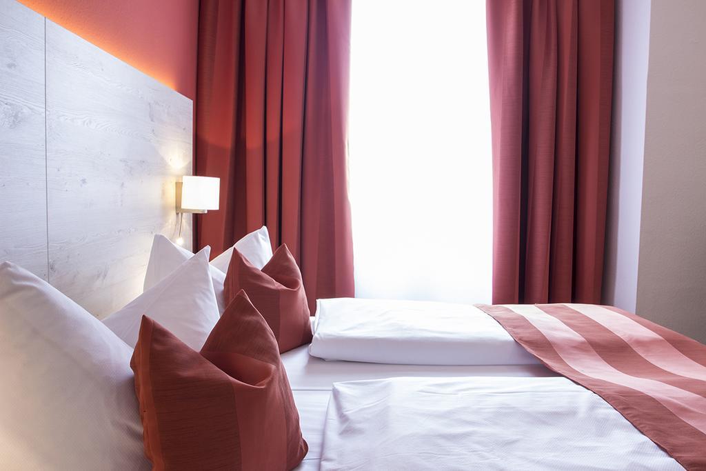 Hotel Schlee Hohenschäftlarn Cameră foto